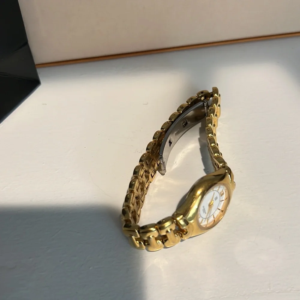 Watch - Picture 2 of 4